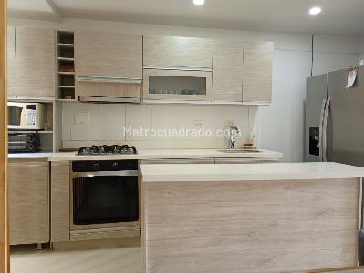 Apartamento de 2 alcobas en venta en Laureles, Medellín, 94 m² · foto 6 de 17