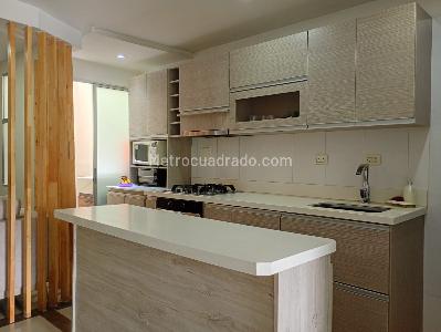 Apartamento de 2 alcobas en venta en Laureles, Medellín, 94 m² · foto 7 de 17