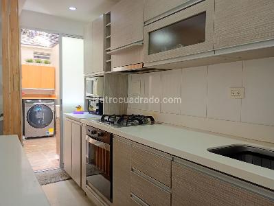 Apartamento de 2 alcobas en venta en Laureles, Medellín, 94 m² · foto 9 de 17