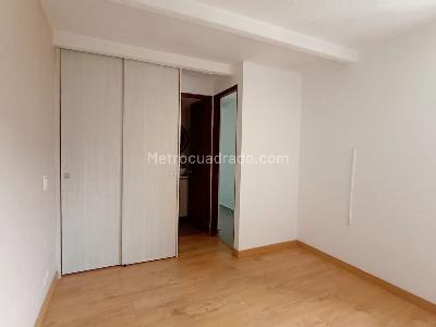 Apartamento en venta en Laureles, Medellín · foto 9 de 15