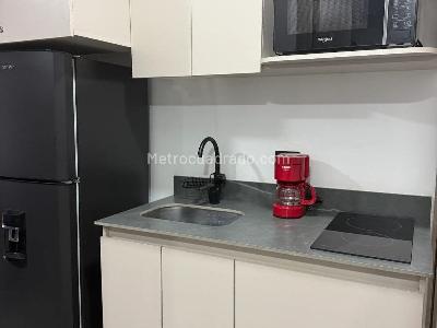 Apartamento de 1 alcoba en venta en Laureles, Medellín, 20 m² · foto 5 de 8