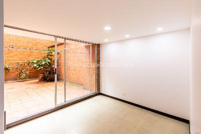 Apartamento de 3 alcobas en venta en Laureles, Medellín, 134 m² · foto 13 de 17