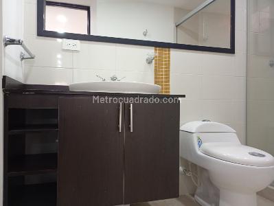 Apartamento de 3 alcobas en venta en Laureles, Medellín, 134 m² · foto 16 de 17