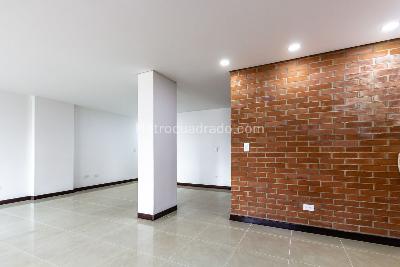 Apartamento de 3 alcobas en venta en Laureles, Medellín, 134 m² · foto 4 de 17