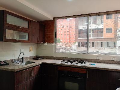 Apartamento de 3 alcobas en venta en Laureles, Medellín, 134 m² · foto 7 de 17