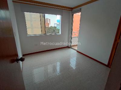Apartamento de 1 alcoba en arriendo en Laureles, Medellín, 45 m² · foto 9 de 14