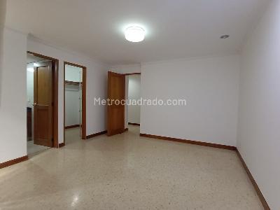 Apartamento de 3 alcobas en venta en Laureles, Medellín, 171 m² · foto 11 de 18
