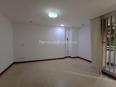 Apartamento de 3 alcobas en venta en Laureles, Medellín, 171 m² · foto 12 de 18