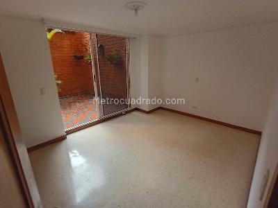 Apartamento de 3 alcobas en venta en Laureles, Medellín, 171 m² · foto 13 de 18