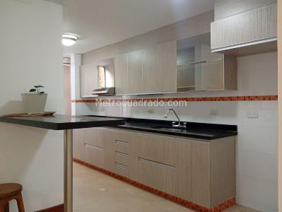 Apartamento de 3 alcobas en venta en Laureles, Medellín, 171 m² · foto 6 de 18