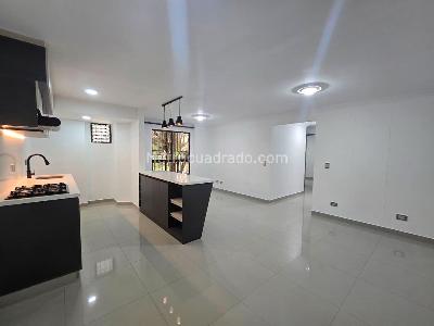 Apartamento de 3 alcobas en venta en Belen, Medellín, 76 m² · foto 2 de 17