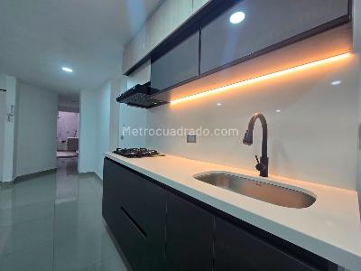 Apartamento de 3 alcobas en venta en Belen, Medellín, 76 m² · foto 6 de 17