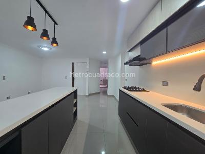 Apartamento de 3 alcobas en venta en Belen, Medellín, 76 m² · foto 7 de 17
