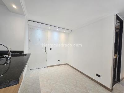 Apartamento en arriendo en Belen, Medellín · foto 3 de 17