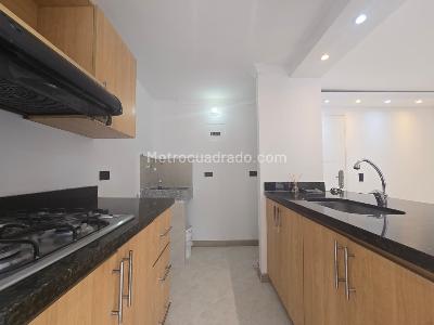 Apartamento en arriendo en Belen, Medellín · foto 6 de 17