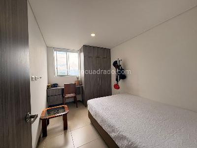 Apartamento de 3 alcobas en venta en Itagüí, Itagüí, 71 m² · foto 11 de 15