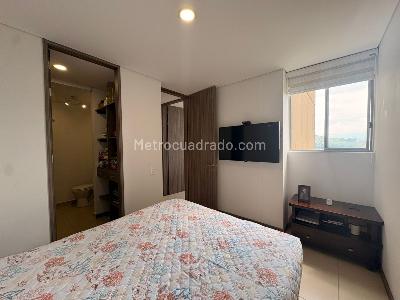 Apartamento de 3 alcobas en venta en Itagüí, Itagüí, 71 m² · foto 9 de 15