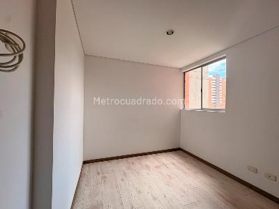 Apartamento de 3 alcobas en venta en Itagüí, Itagüí, 73 m² · foto 12 de 14