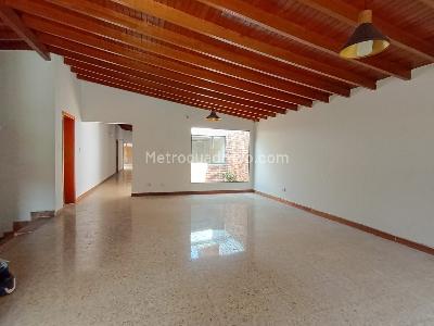 Oficina en Arriendo, LAURELES, Medellín