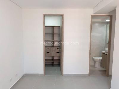 Apartamento en venta en Itagui, Itagüí · foto 8 de 17