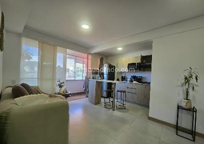 Apartamento en venta en Itagui, Itagüí · foto 2 de 14