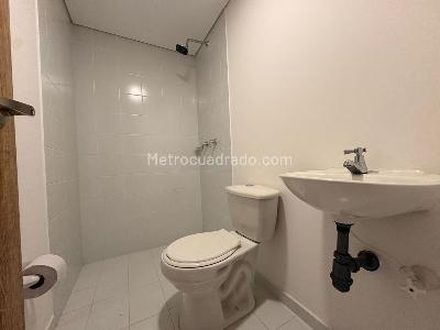 Apartamento de 2 alcobas en venta en Itagui, Itagüí, 63 m² · foto 10 de 11
