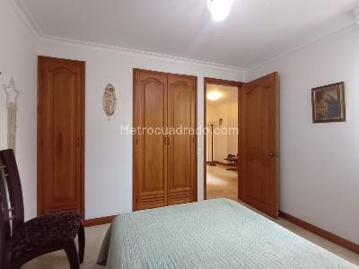 Apartamento de 3 alcobas en venta en Florida Nueva, Medellín, 112 m² · foto 11 de 19