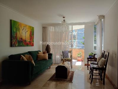 Apartamento de 3 alcobas en venta en Florida Nueva, Medellín, 112 m² · foto 2 de 19