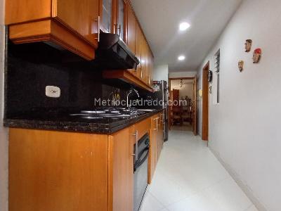 Apartamento de 3 alcobas en venta en Florida Nueva, Medellín, 112 m² · foto 7 de 19
