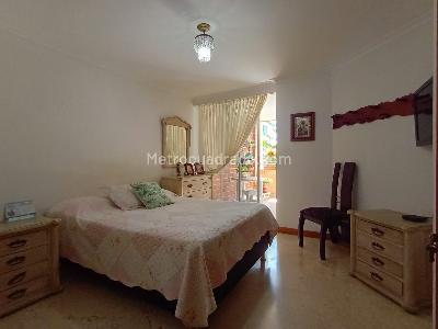 Apartamento de 3 alcobas en venta en Florida Nueva, Medellín, 112 m² · foto 8 de 19