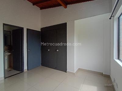 Apartamento de 3 alcobas en venta en Laureles, Medellín, 70 m² · foto 10 de 16