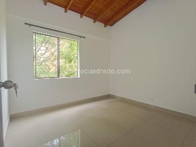 Apartamento de 3 alcobas en venta en Laureles, Medellín, 70 m² · foto 11 de 16