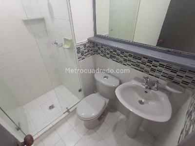 Apartamento de 3 alcobas en venta en Laureles, Medellín, 70 m² · foto 15 de 16