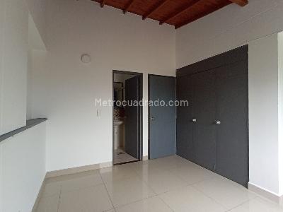 Apartamento de 3 alcobas en venta en Laureles, Medellín, 70 m² · foto 9 de 16