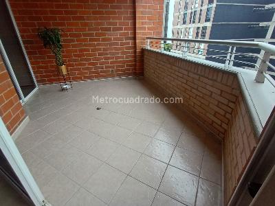 Apartamento de 3 alcobas en venta en Laureles, Medellín, 129 m² · foto 18 de 18