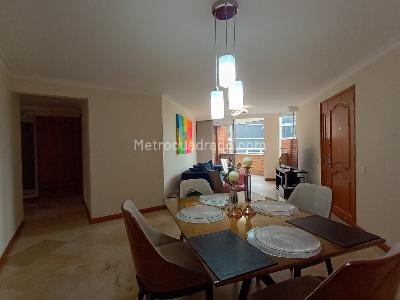 Apartamento de 3 alcobas en venta en Laureles, Medellín, 129 m² · foto 5 de 18