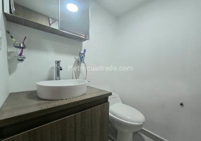 Apartamento de 3 alcobas en arriendo en Belen, Medellín, 92 m² · foto 13 de 16