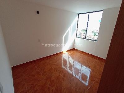 Apartamento en venta en Laureles, Medellín · foto 11 de 17