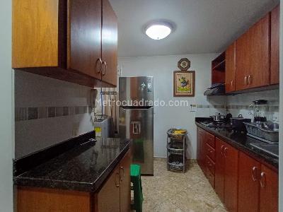 Apartamento en venta en Laureles, Medellín · foto 6 de 20