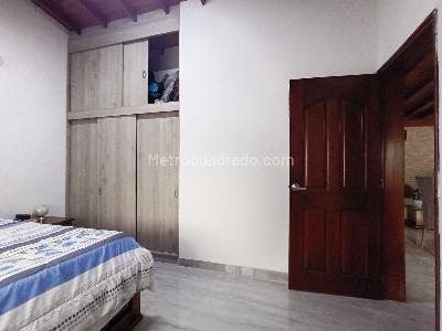 Apartamento en venta en Laureles, Medellín · foto 13 de 17