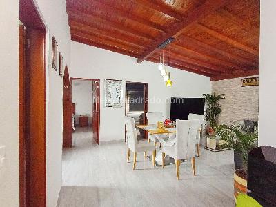 Apartamento en venta en Laureles, Medellín · foto 2 de 17