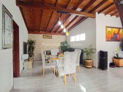 Apartamento en venta en Laureles, Medellín · foto 4 de 17