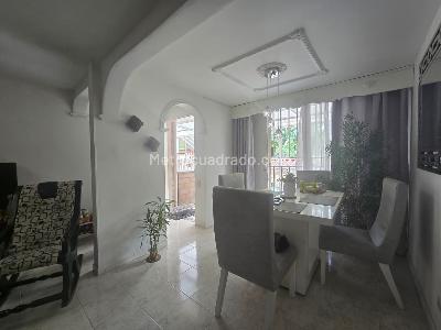 Casa de 3 alcobas en venta en Belen, Medellín, 88 m² · foto 3 de 18