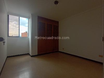 Apartamento en venta en Laureles, Medellín · foto 12 de 18