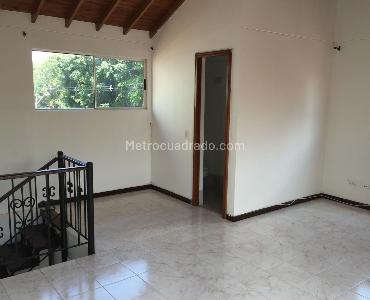 Casa de 5 alcobas en venta en Belen, Medellín, 137 m² · foto 3 de 15