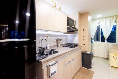 Apartamento de 3 alcobas en venta en Laureles, Medellín, 85 m² · foto 9 de 19