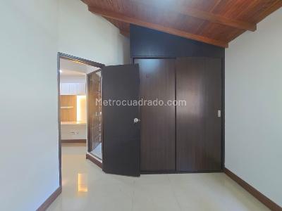 Casa de 3 alcobas en venta en Belen, Medellín, 120 m² · foto 15 de 18