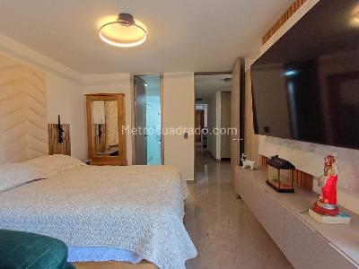 Apartamento de 3 alcobas en venta en Laureles, Medellín, 97 m² · foto 11 de 19