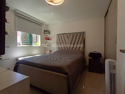 Apartamento de 3 alcobas en venta en Laureles, Medellín, 97 m² · foto 15 de 19