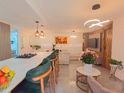 Apartamento de 3 alcobas en venta en Laureles, Medellín, 97 m² · foto 2 de 19
